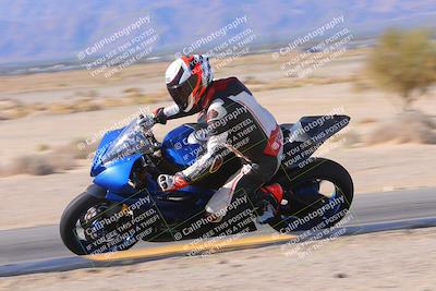 media/Dec-10-2023-SoCal Trackdays (Sun) [[0ce70f5433]]/Turn 9 Inside Set 1 (1115am)/